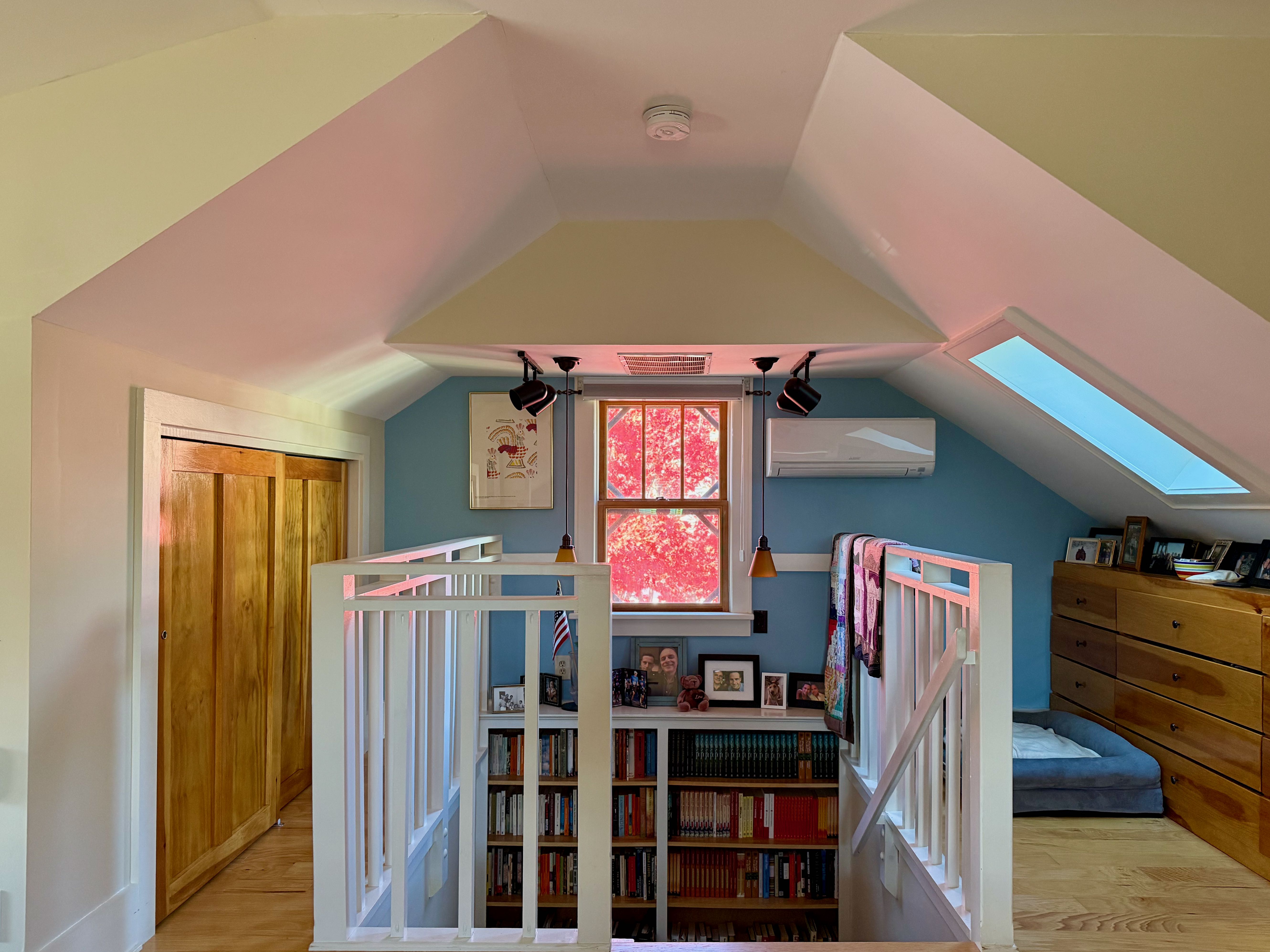 Master Bedroom entry stairs